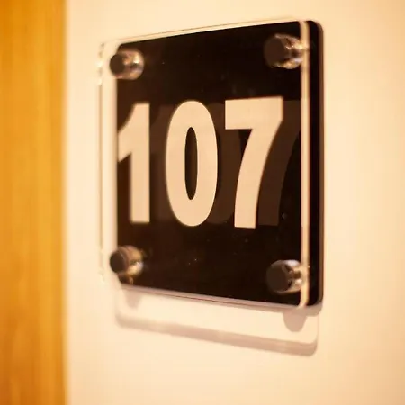 Mercedes Hotel 3*