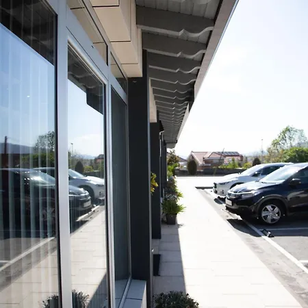 Mercedes Hotel 3*