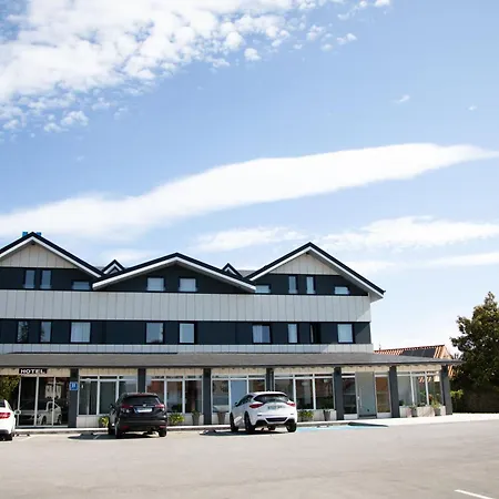 Hotel Mercedes Camargo