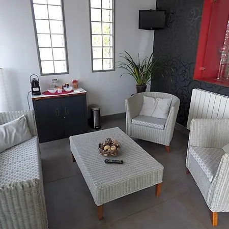 Mercedes Hotel 3*