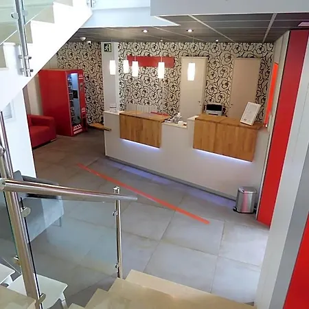 Hotel Mercedes Camargo