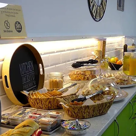 Hotel Mercedes Camargo