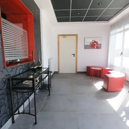 Mercedes Hotel 3*