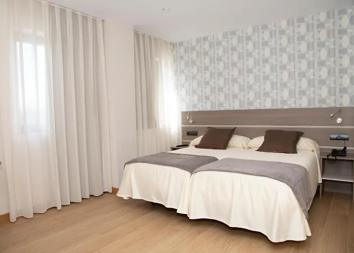 Hotel Mercedes Camargo