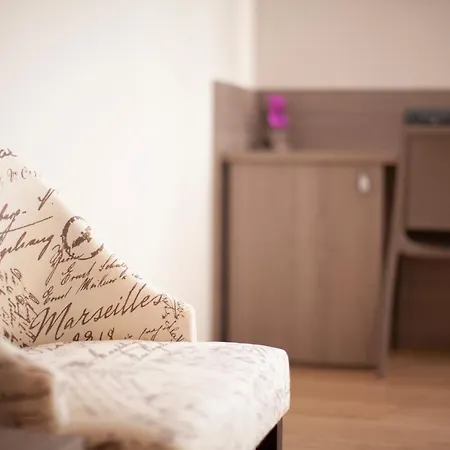 Hotel Mercedes Camargo