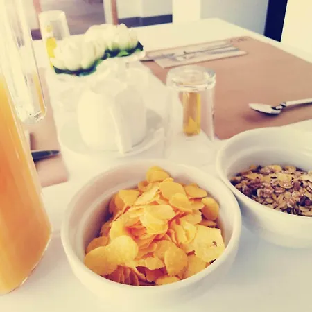 Mercedes Hotel Camargo